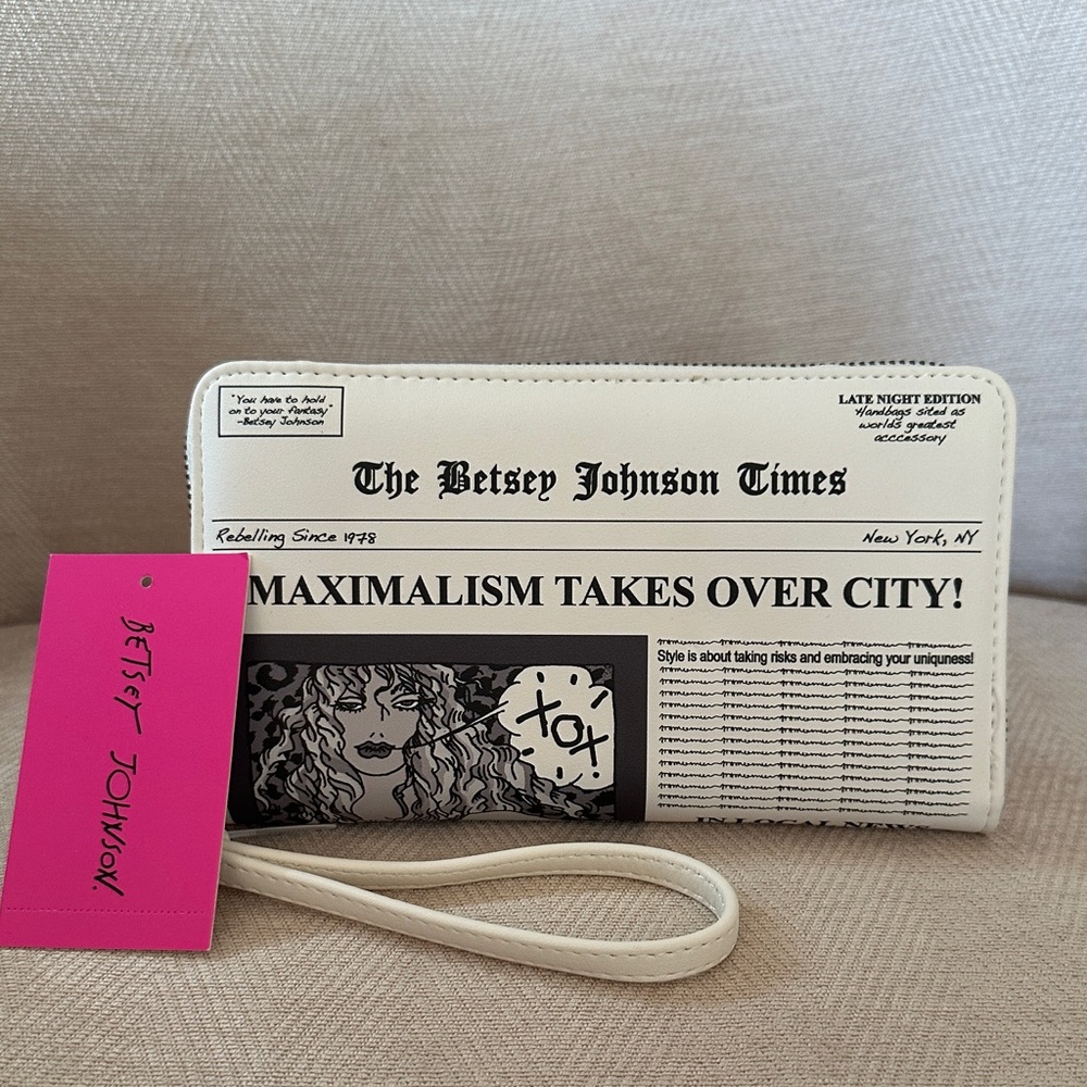 Betsey Johnson White and Black Newspaper wristlet wallet